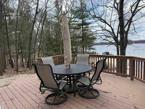 8251 W Sapphire Ave, Lake City, MI, 49651-8638 | Card Image