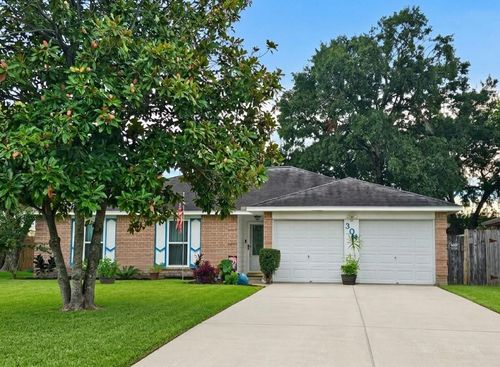 304 Cherry Ct, La Porte, TX, 77571-4313 | Card Image