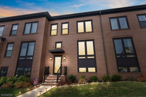 87 E Hartwick Dr, Skillman, NJ, 08558-1811 | Card Image