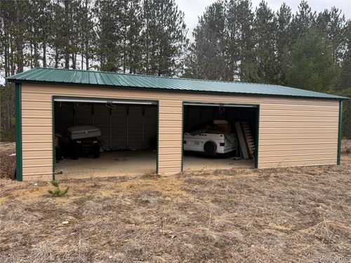 3635 Vroom Rd Sw, South Boardman, MI, 49680-9584 | Card Image