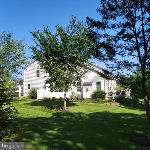 111 Brentwood Ct, COLMAR, PA, 18915-3004 | Card Image