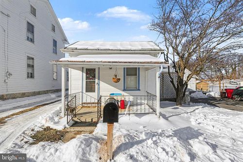 40 Greason Rd, Carlisle, PA, 17015-9302 | Card Image