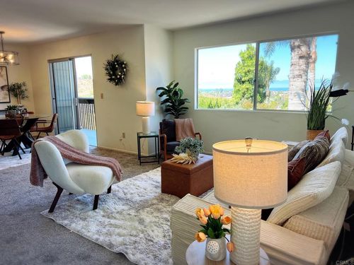 2-155 Rosebay Dr, Encinitas, CA, 92024 | Card Image