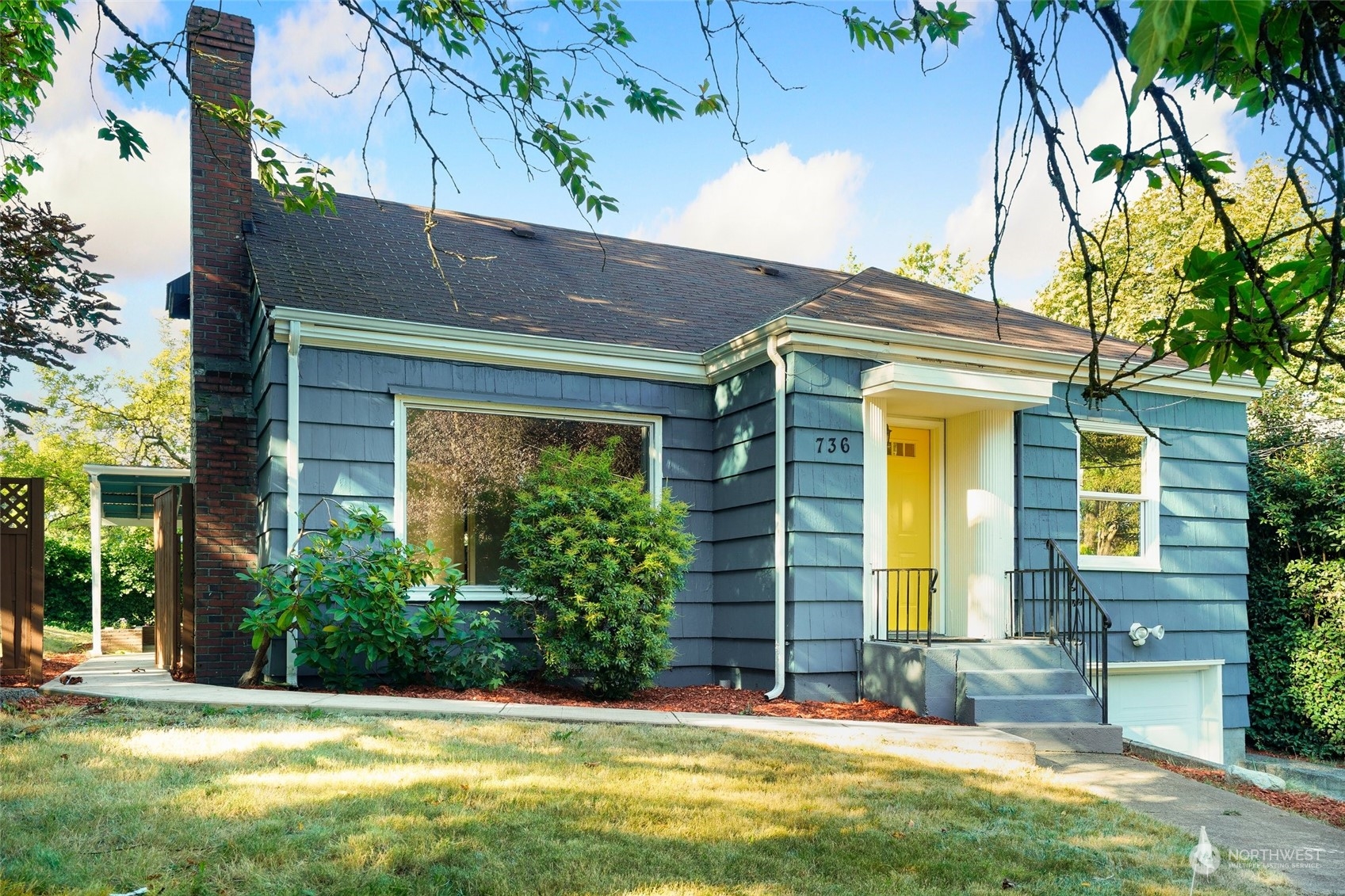 56th St, Seattle, WA 98105