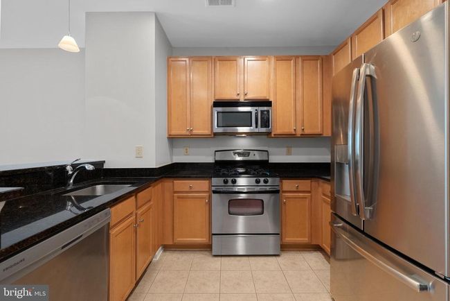 APT-310 - 2665 Prosperity Ave, Condo with 1 bedrooms, 1 bathrooms and null parking in FAIRFAX VA | Image 6