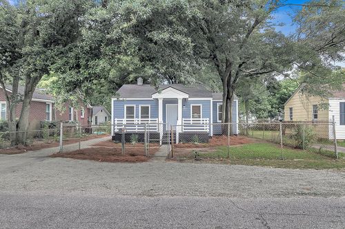 2712 E Surrey Drive, North Charleston, SC, 29405 | Card Image