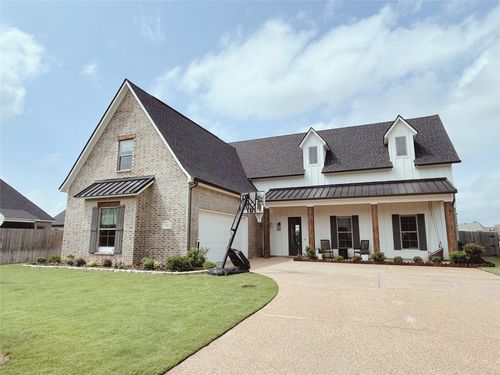 232 Conti Way, Bossier City, LA, 71111-6365 | Card Image