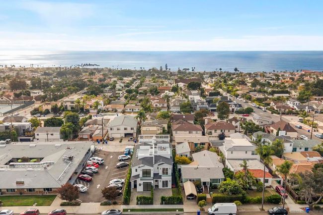 7214 Fay Ave, House other with 4 bedrooms, 3 bathrooms and 2 parking in La Jolla CA | Image 24