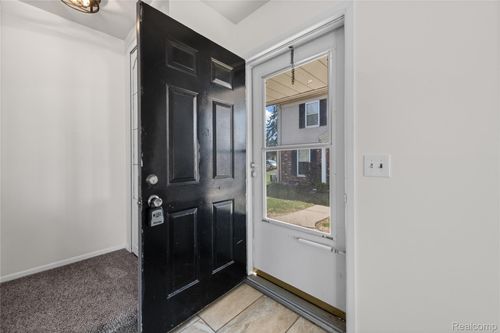 24054 Meadowbridge Dr, Clinton Township, MI, 48035-3007 | Card Image