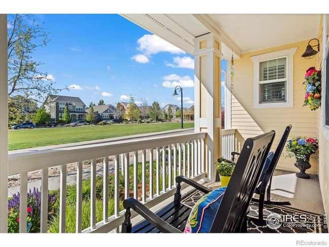 Front porch towards large neighborhood park | Image 4
