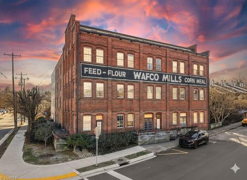 unit-20-801 W Mcgee St, Greensboro, NC, 27401-2355 | Card Image