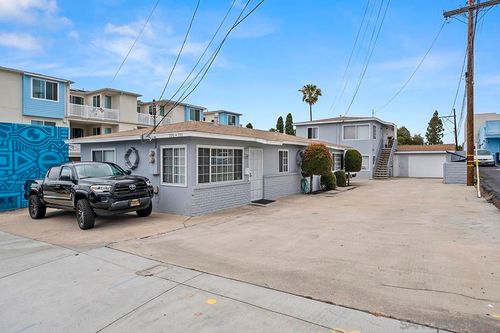 725 E 16th Street, National City, CA, 91950 | Card Image