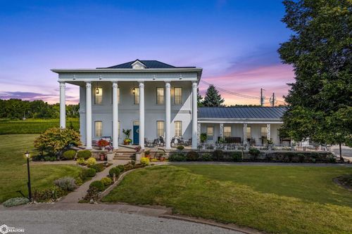 1550 E State Highway 9 And 96, Dallas City, IL, 62330-1327 | Card Image