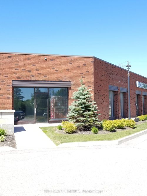 33-34-35 Cedar Pointe Dr, Barrie, ON, L4N5R7 | Card Image