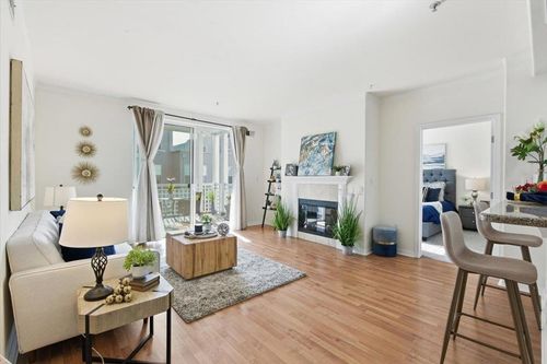 apt-360-3901 Lick Mill Blvd, Santa Clara, CA, 95054-4310 | Card Image