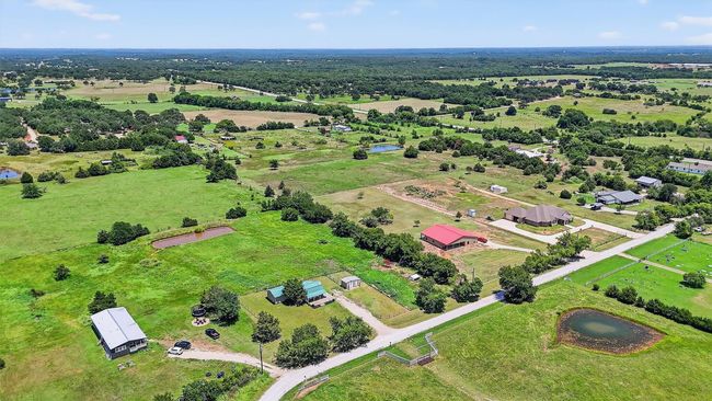 237 Mt Pleasant Rd, House other with 2 bedrooms, 2 bathrooms and null parking in Valley View TX | Image 4