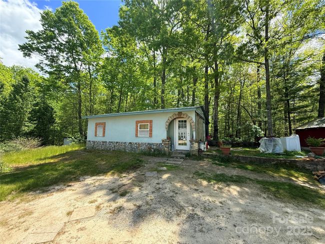 630 Deer Chase Cir, House other with 4 bedrooms, 3 bathrooms and null parking in Cedar Mountain NC | Image 8