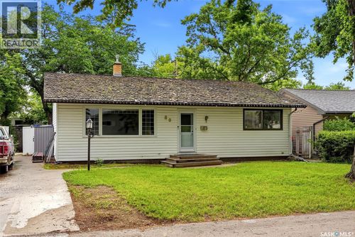 80 Bobolink Bay, Regina, SK, S4S4K1 | Card Image
