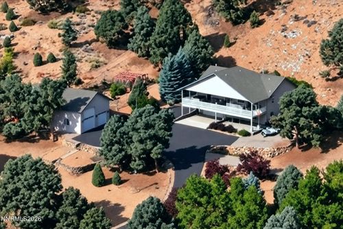 1530 Moss Cir, Gardnerville, NV, 89410-7010 | Card Image