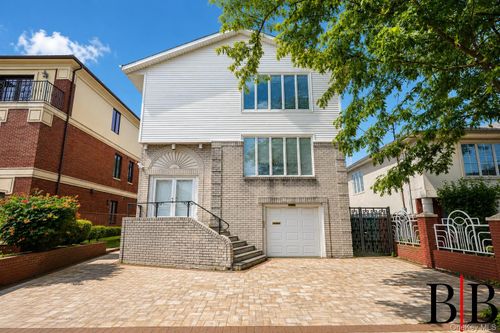 2655 National Dr, Brooklyn, NY, 11234-6916 | Card Image