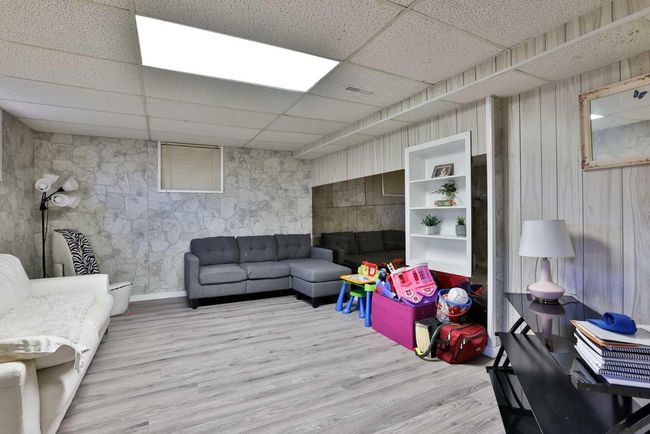 148 19 St N, House other with 3 bedrooms, 2 bathrooms and 3 parking in Lethbridge AB | Image 17