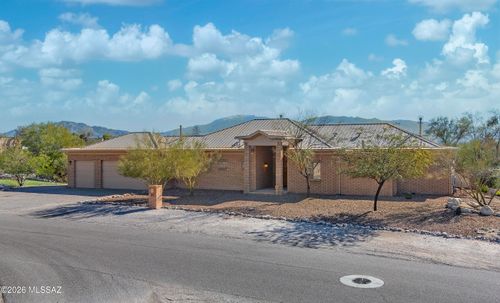 6610 N Calle De Amigos, Tucson, AZ, 85750 | Card Image