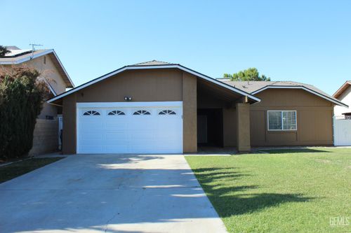 2200 Butterfield Ave, Bakersfield, CA, 93304-7267 | Card Image