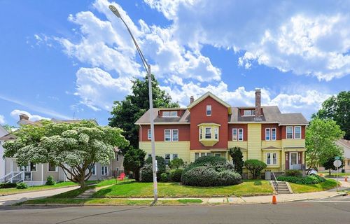 1 Hadwen Lane, Worcester, MA, 01602 | Card Image