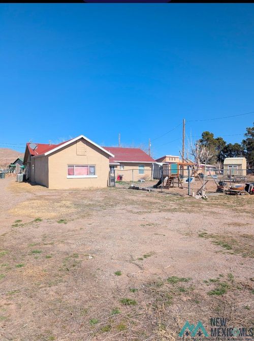608 Del Rio St, Williamsburg, NM, 87942 | Card Image