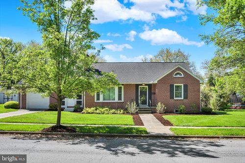 291 Birch Ln, HUMMELSTOWN, PA, 17036-2601 | Card Image
