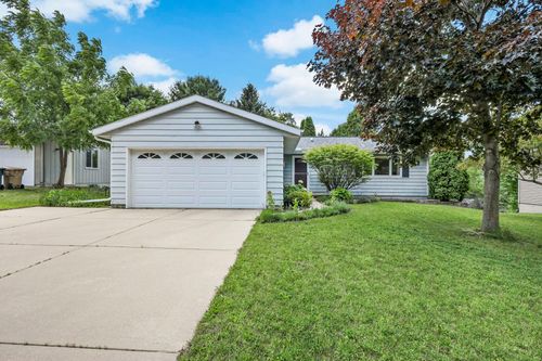 2914 Maple Grove Drive, Madison, WI, 53719 | Card Image