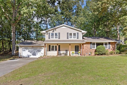 205 Inverness Drive, Signal Mountain, TN, 37377 | Card Image