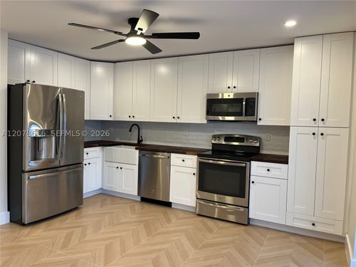2-2510 Scott St, Hollywood, FL, 33020-2357 | Card Image