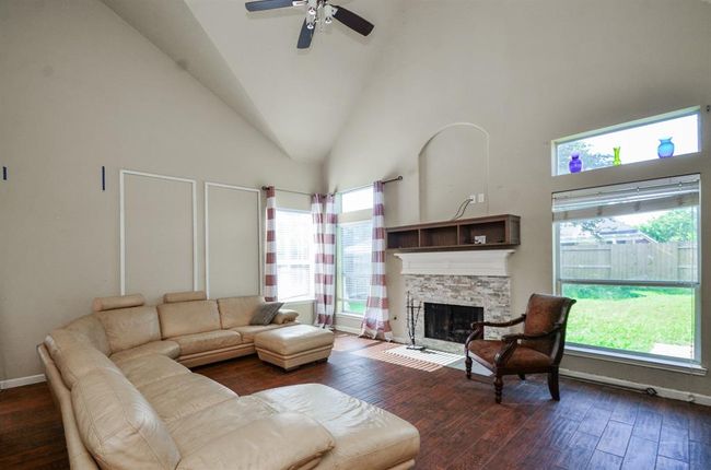 17719 Creek Bluff Ln, House other with 4 bedrooms, 3 bathrooms and 2 parking in Cypress TX | Image 8