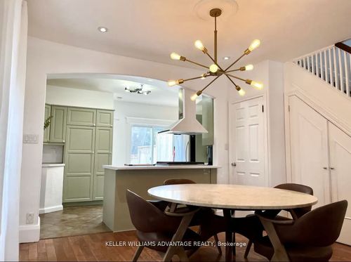 4 Edgewood Ave, Toronto, ON, M4L3G7 | Card Image