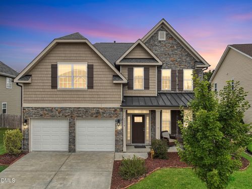 7576 Oakberry Dr, Raleigh, NC, 27616-9004 | Card Image