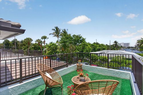 2505-2505 Ne 2nd St, Pompano Beach, FL, 33062-4807 | Card Image