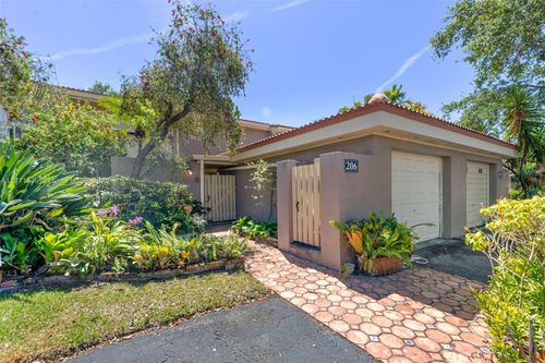 78-206 Saint Andrews Rd, Hollywood, FL, 33021-2913 | Card Image