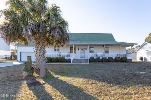 321 Ne 60th Street, Oak Island, NC, 28465 | Card Image