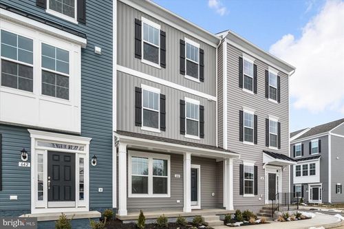 644 Hemsworth Ln, WINCHESTER, VA, 22601-6491 | Card Image