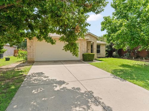 7605 Mosspoint Ct, Denton, TX, 76210-7107 | Card Image