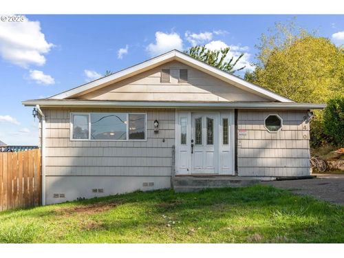 940 Rowe St, Reedsport, OR, 97467-1825 | Card Image