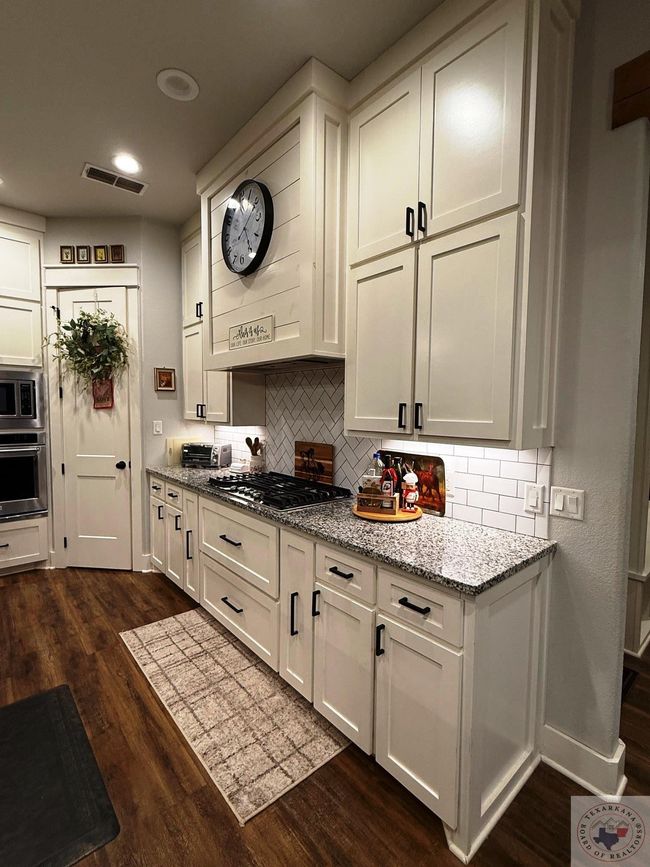 6123 Fm 1701, Home with 3 bedrooms, 3 bathrooms and null parking in Avery TX | Image 7