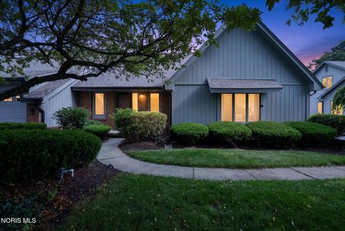 6820-6820 Carrietowne Ln, Toledo, OH, 43617-1268 | Card Image