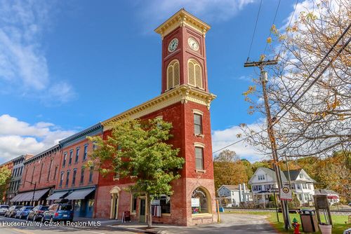 2-1 Main St, Chatham, NY, 12037-1202 | Card Image