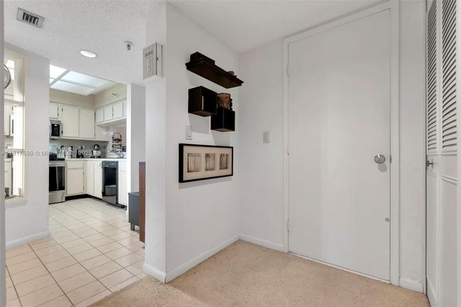 APT-904 - 2206 S Cypress Bend Dr, Condo with 1 bedrooms, 2 bathrooms and null parking in Pompano Beach FL | Image 28