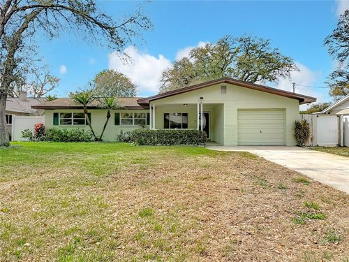 11328 N Oakleaf Avenue, TAMPA, FL, 33612 | Card Image