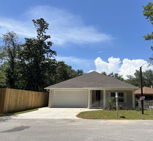498 Robert Avenue, Niceville, FL, 32578 | Card Image