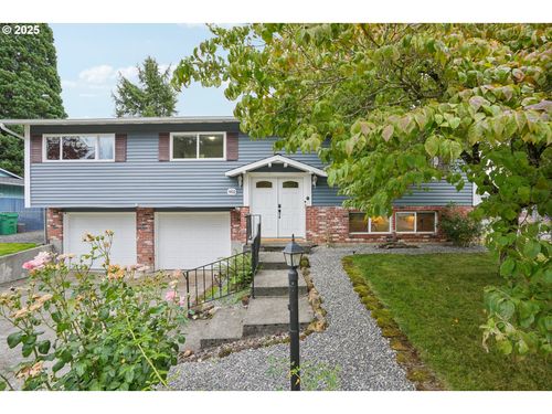 902 Se Atherton Ave, Gresham, OR, 97080-8124 | Card Image