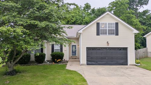 3790 Madeline Ct, Clarksville, TN, 37042-1597 | Card Image